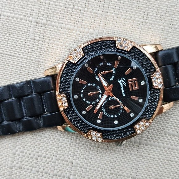 Geneva Fashion Wristwatch Quartz Analog Black Rubber Band Gold Tone Case Watch - Picture 5 of 11